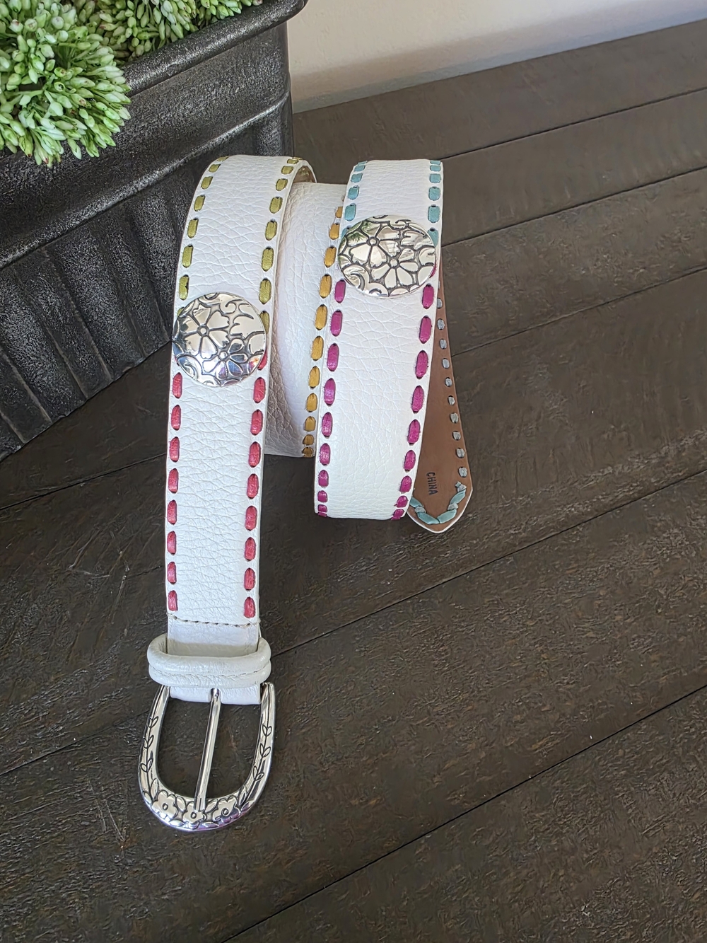 Brighton White Leather Whipstitched Floral Concho Belt Size 38 Boho Western
